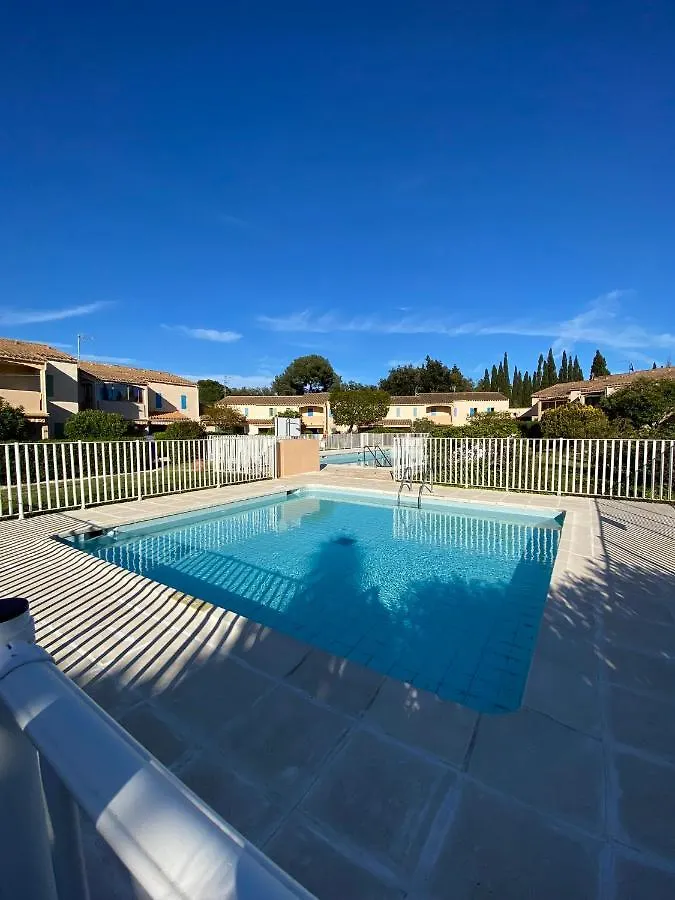 Appartement Les locations Cinaureva   Village de la mer La Londe-les-Maures France